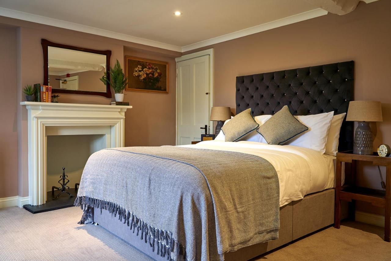 The Horse And Groom Inn Malmesbury Εξωτερικό φωτογραφία