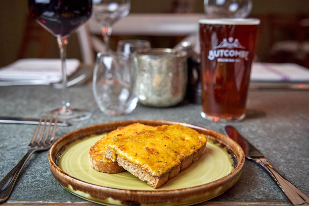 The Horse And Groom Inn Malmesbury Εξωτερικό φωτογραφία
