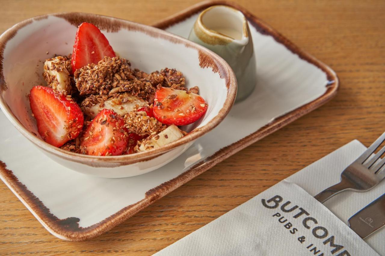 The Horse And Groom Inn Malmesbury Εξωτερικό φωτογραφία