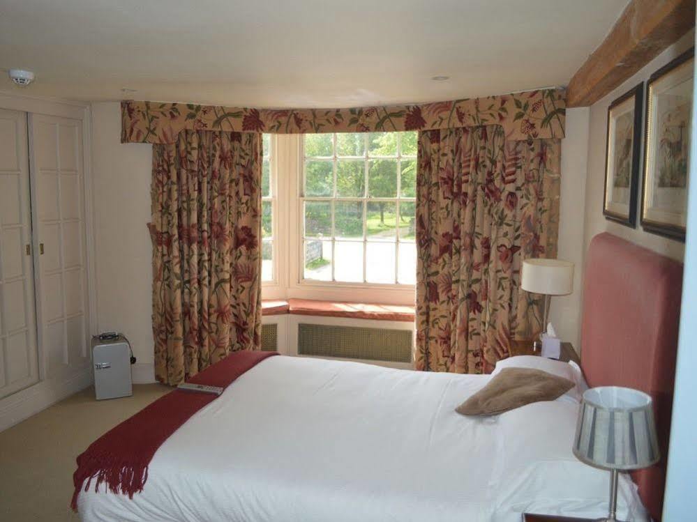 The Horse And Groom Inn Malmesbury Εξωτερικό φωτογραφία
